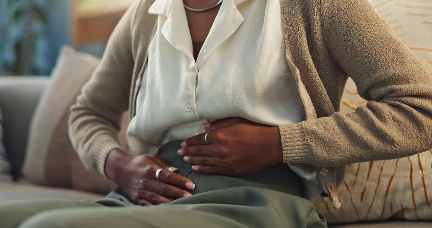 Wanita mengalami perubahan hormon yang memengaruhi pencernaan dan kesehatan usus secara alami
